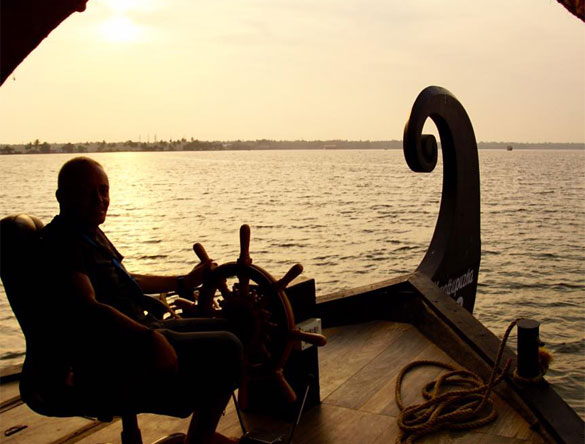 Guest Ramon en Kofiland Kerala Casa flotante con remansos