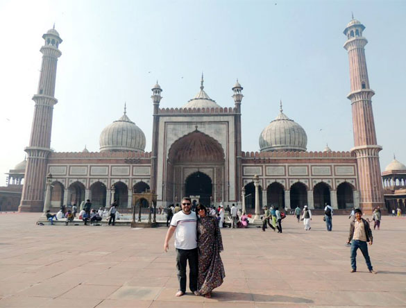 Pablo y Paola en Jama Masjid Delhi